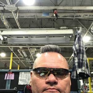 Meet your Posher, Troy